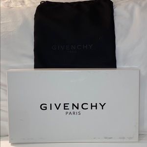 GIVENCHY shoe shoe box and dust bag